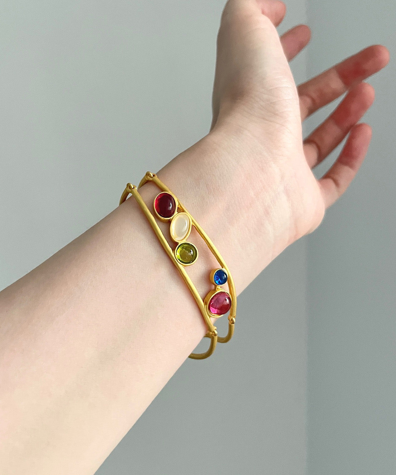 Fashion Gold Copper Alloy Hollow Out Diamond Bracelet