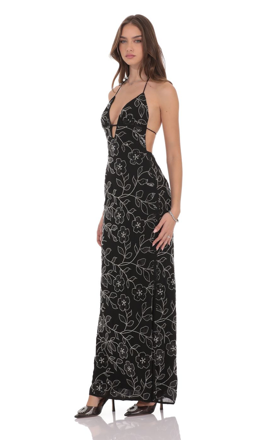 Sexy Sleeveless Halter Deep V Embroidered Dress