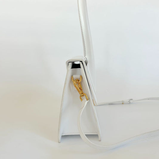 Jacquemus Le Grand Chiquito white leather bag