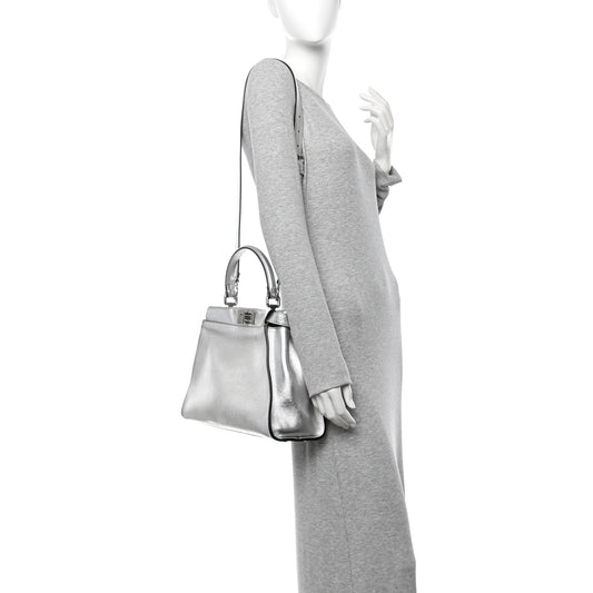 Vitello Catalan Mirror Medium Peekaboo Iconic Satchel Argento