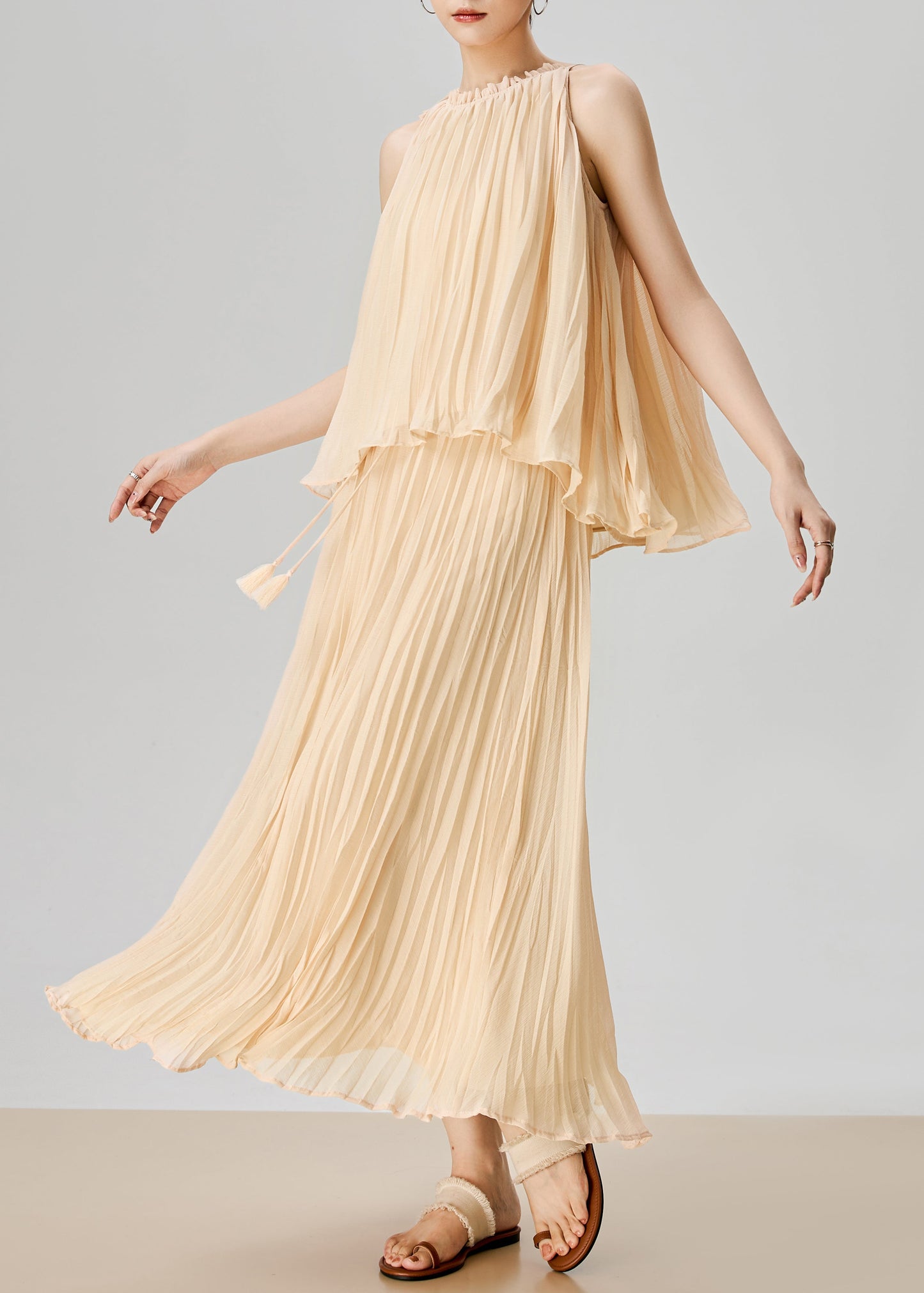 Elegant Apricot Wrinkled Tops And Skirts Chiffon Two Pieces Set Sleeveless