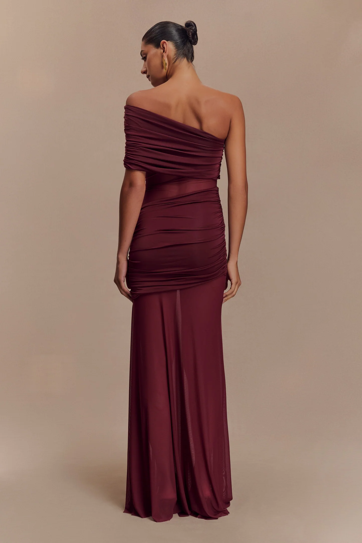 Sexy Sleeveless Cold-Shoulder See-through Solid Color Dress