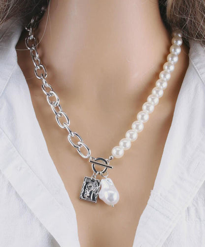 Fashion Gold Chain Pearl Necklace For Women Baroque Pearl Metal Two Piece Set