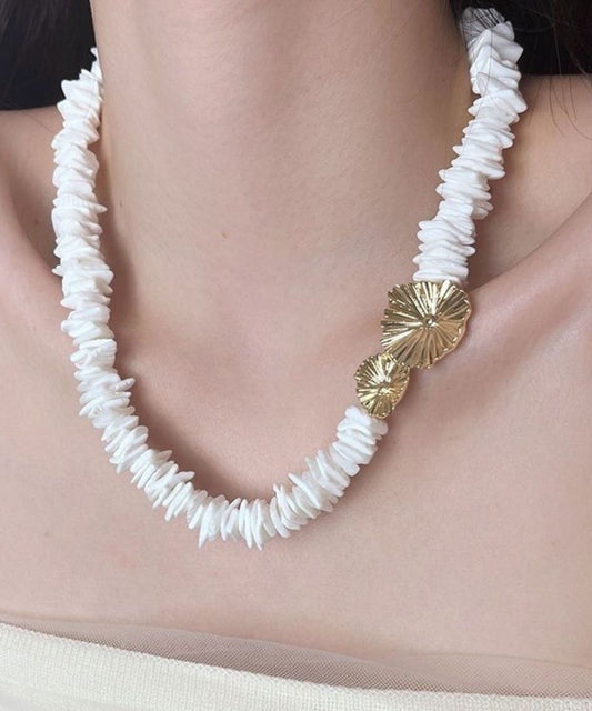 Boho White Alloy Asymmetrical Shell Wrinkled Gratuated Bead Necklace