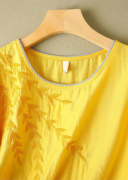 Plus Size Yellow Solid Color O-Neck Embroideried Linen Top Half Sleeve