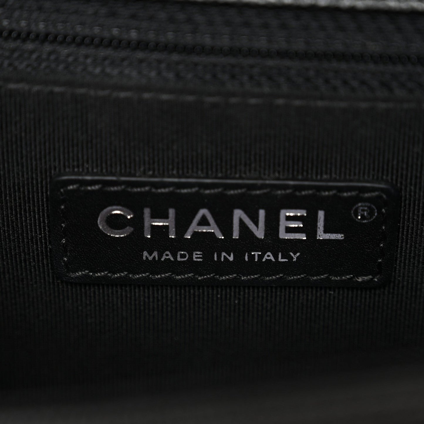 Caviar Quilted New Medium Boy Flap Black