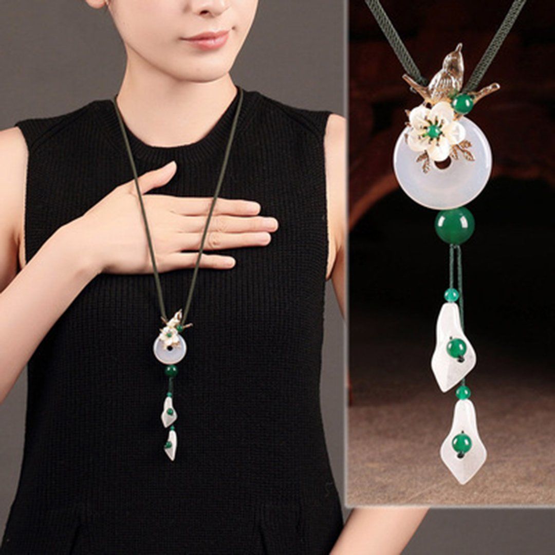 Women Retro Ornament Chain Simple Pendant Accessories Necklace