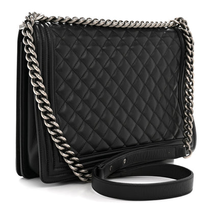 Caviar Quilted Large Boy Flap Black