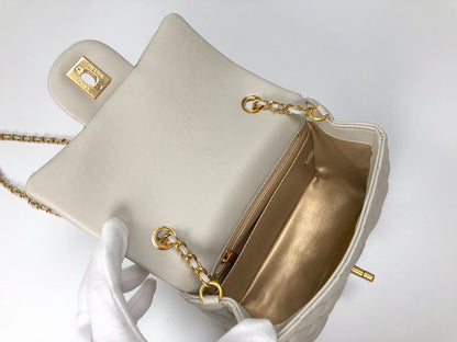 CHANEL  PEARL CRUSH MINI FLAP