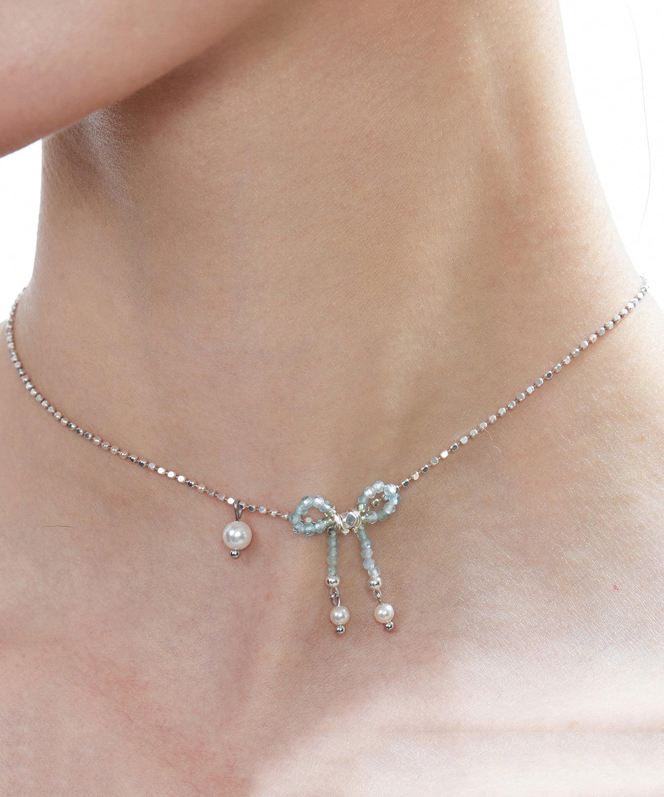 Elegant Blue Crystal Bow Pearl Silver Choker