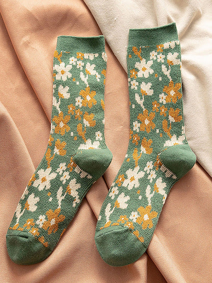 Women Floral Knitted Jacquard Autumn Winter Socks