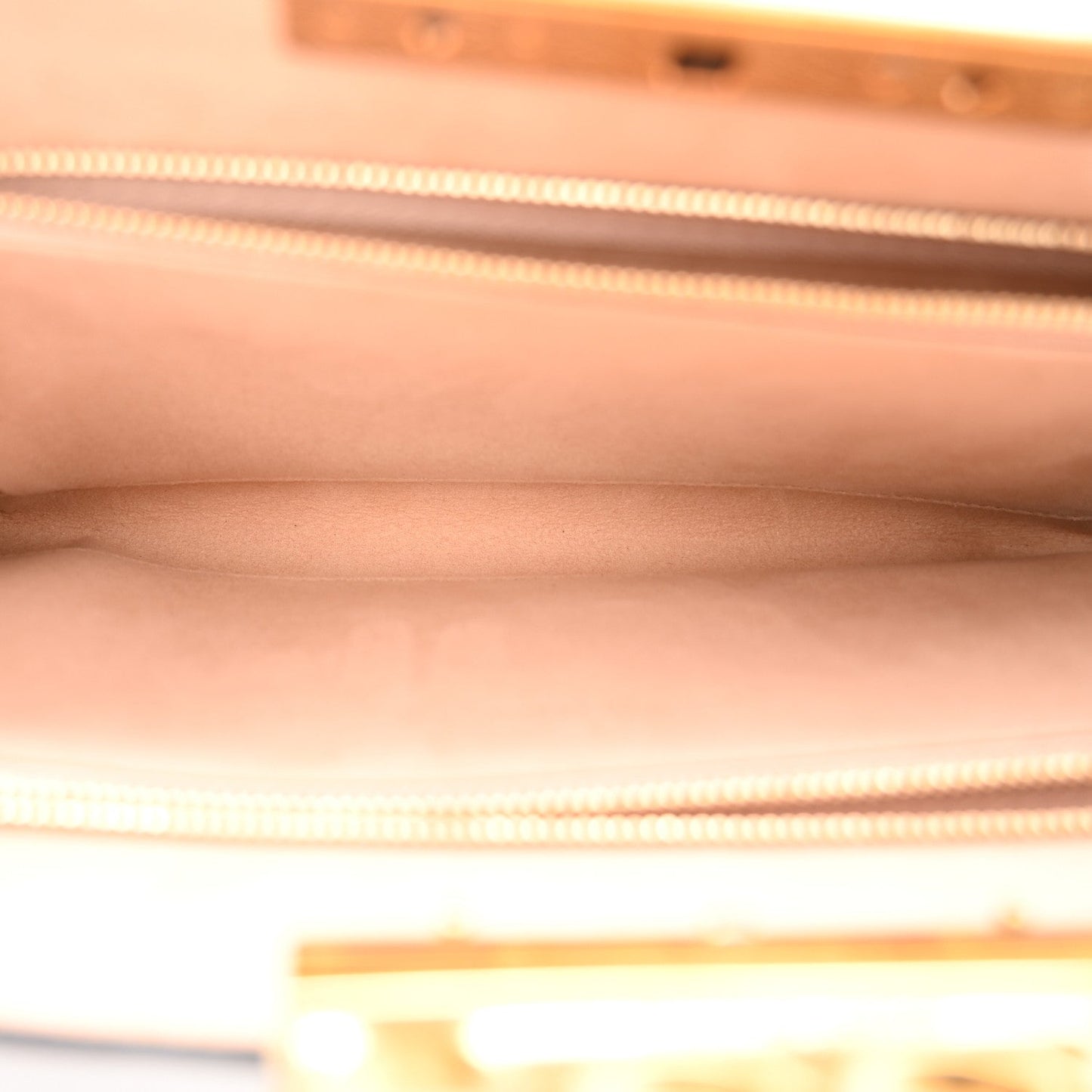 Calfskin Crocodile Embossed Knuckle Flat Clutch Black Gold