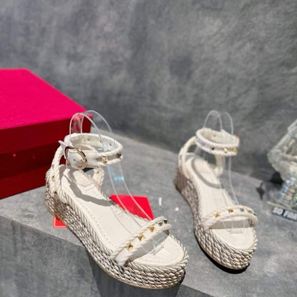 VALENTINO ROCKSTUD FLATFORM SANDAL WHITE