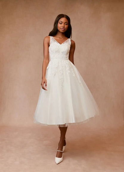 Diamond White A-Line V-Neck lace Satin Dress