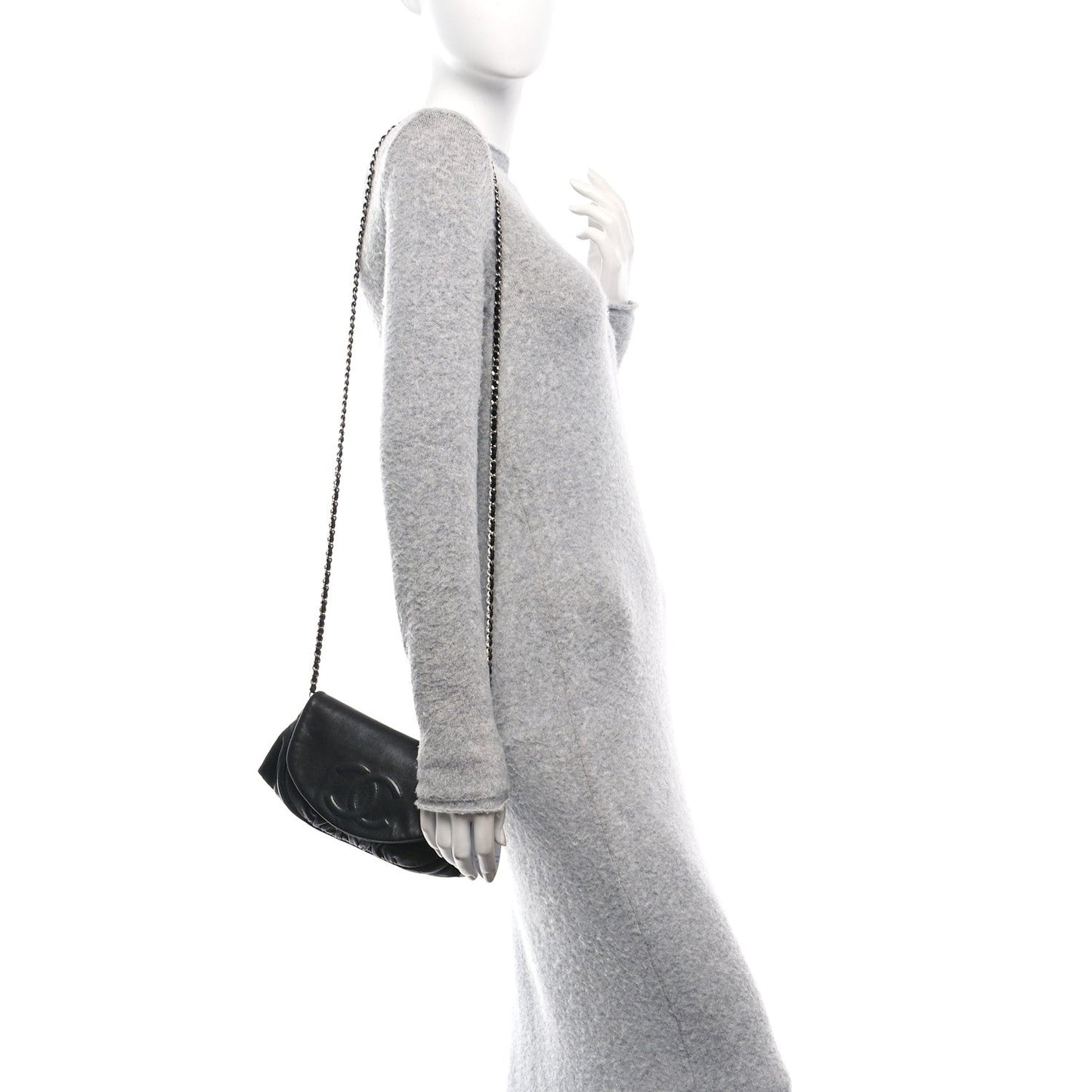 Lambskin Half Moon Wallet On Chain WOC Black
