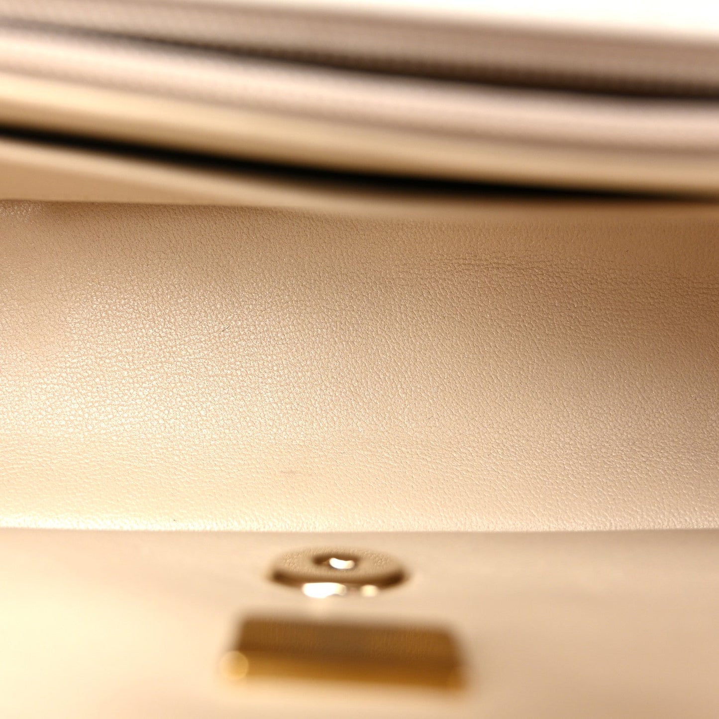 Caviar Quilted Small Top Handle Flap With Chain White