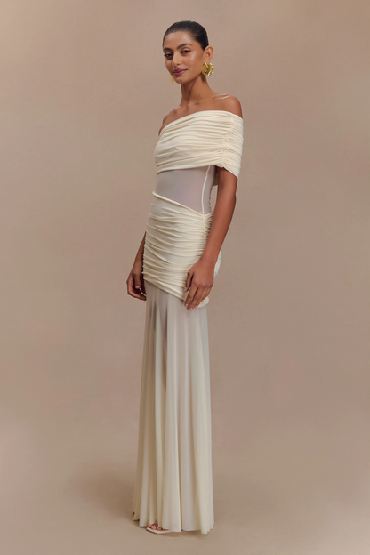 Sexy Sleeveless Cold-Shoulder See-through Solid Color Dress