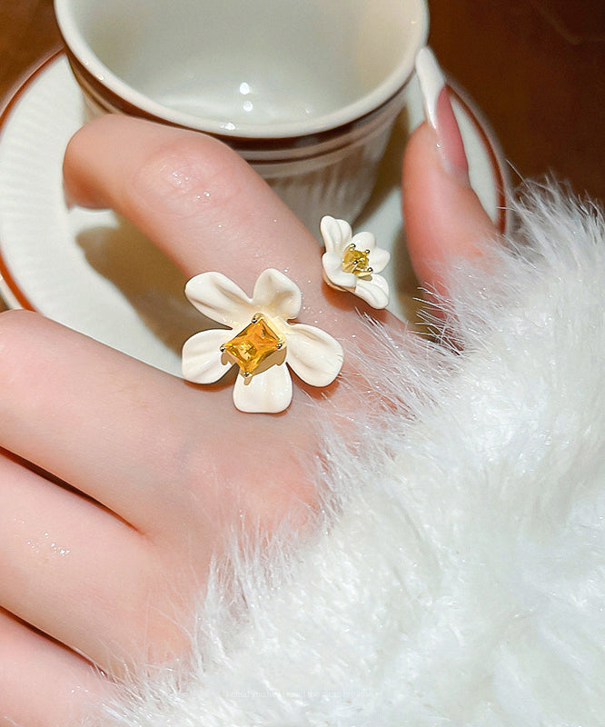 Elegant White Copper Overgild Acrylic Zircon Floral Open Rings