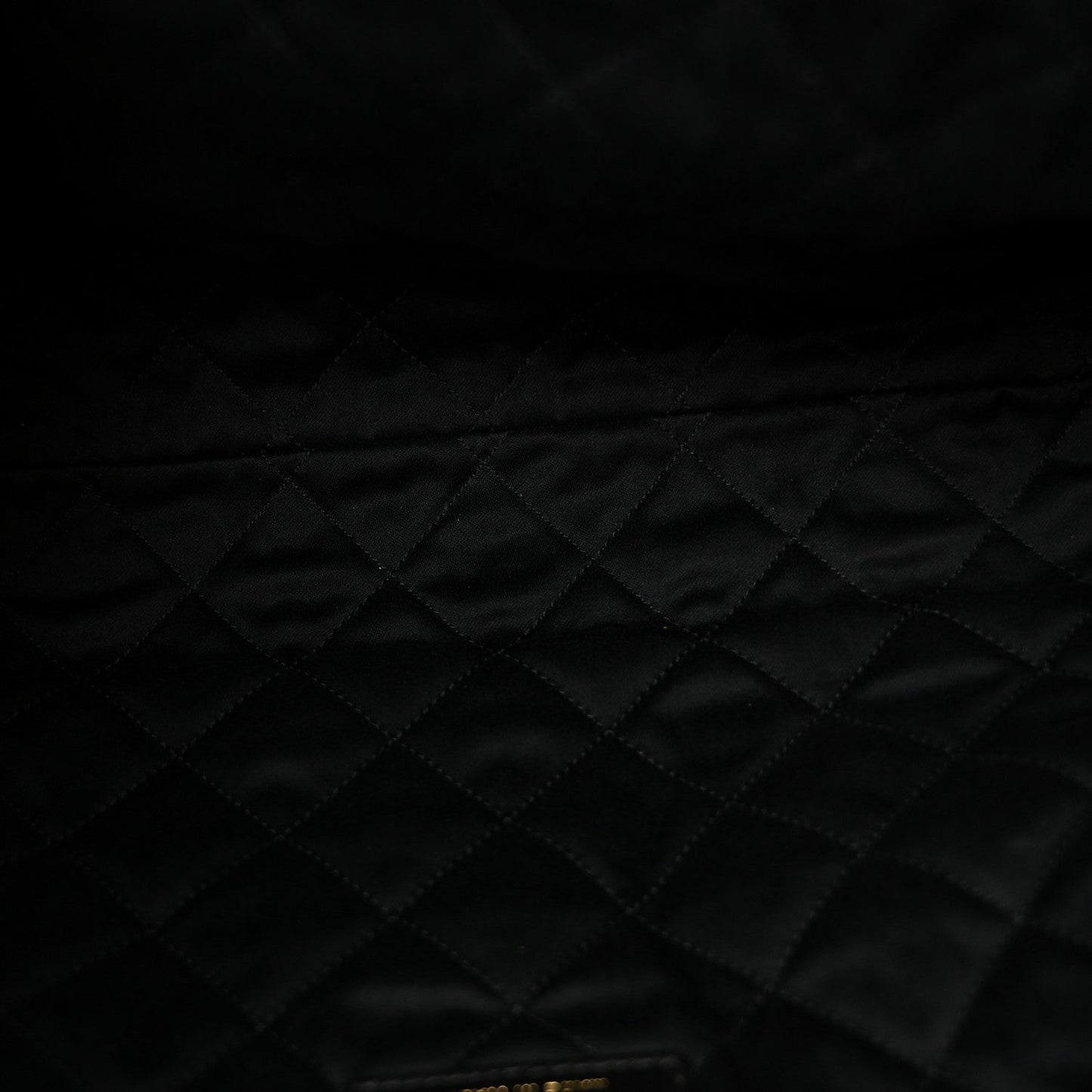 Shiny Calfskin Quilted Small Chanel 22 Black