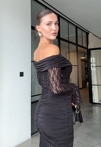 Sexy Strapless Long Sleeve off-Neck Solid Color Lace Dress