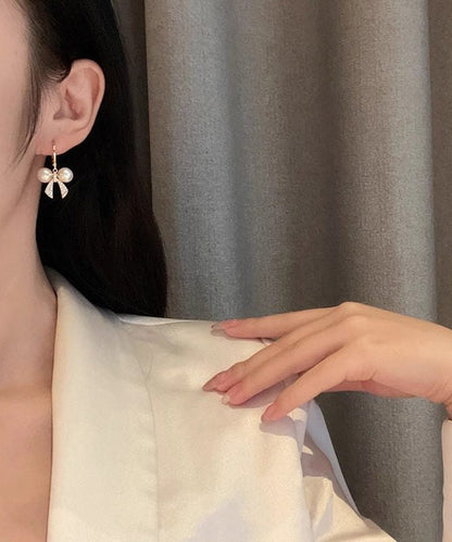 Fashion Gold Copper Alloy Zircon Patchwork Bow Pearl Hoop Earrings