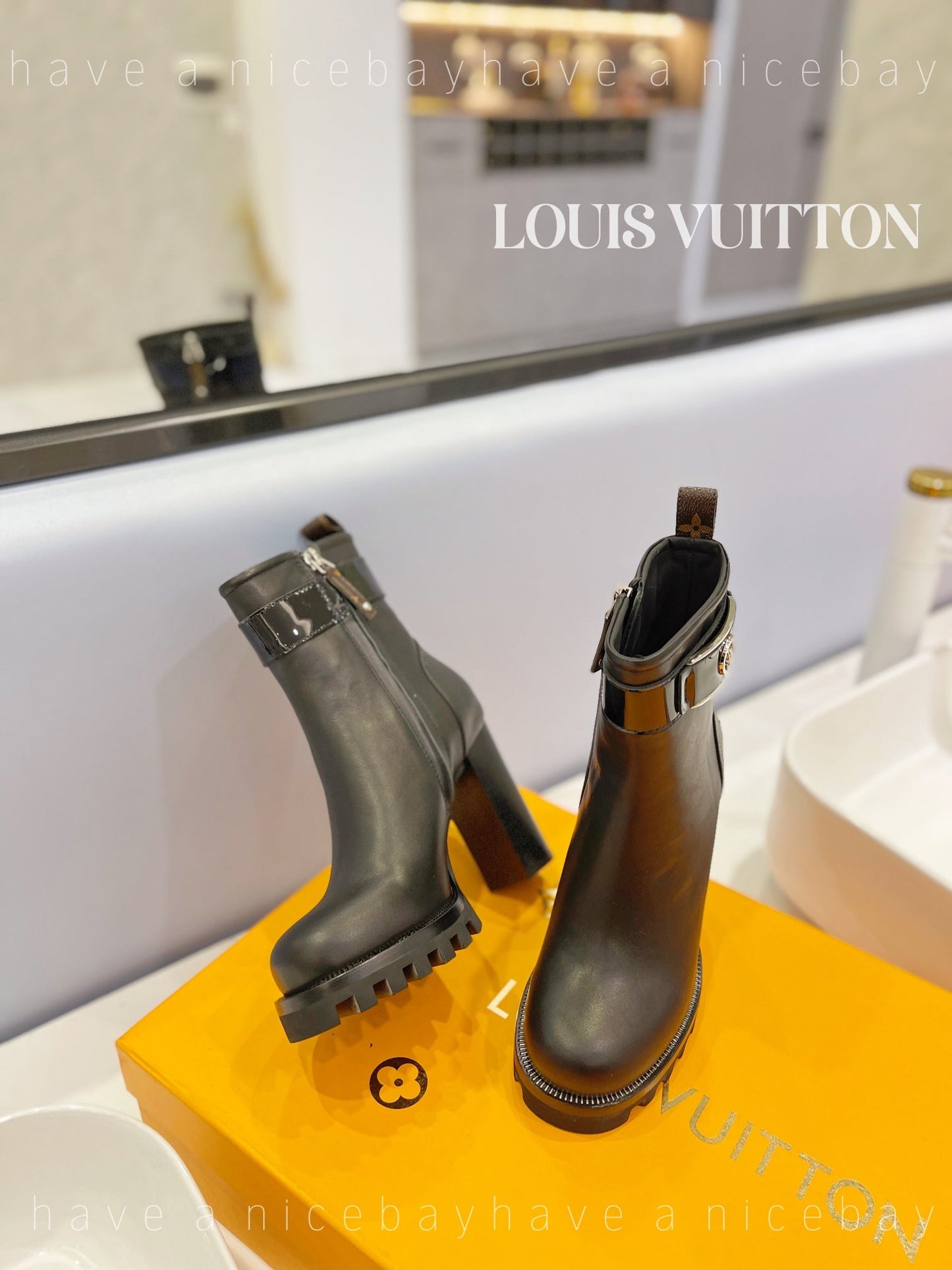 Premium LUV BOOTS 033