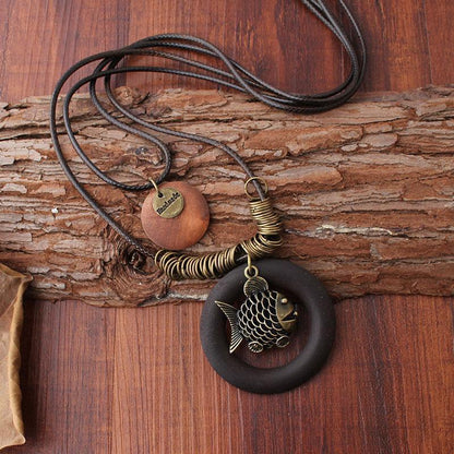 Ethnic Style Vintage Fish Pendant Women Necklace