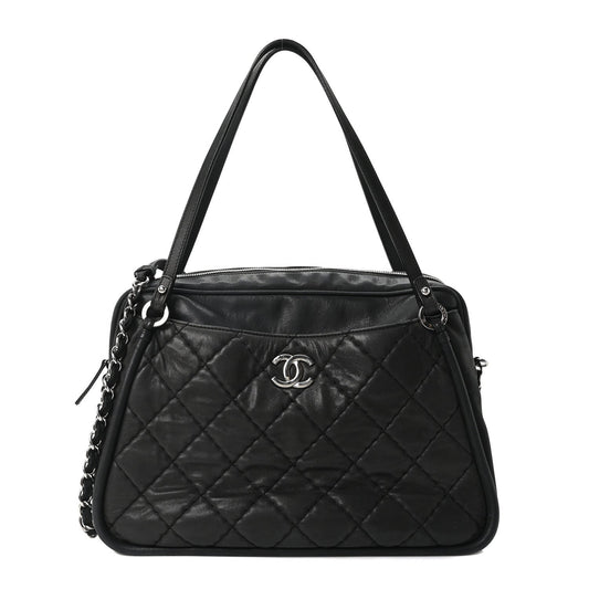 Iridescent Calfskin Quilted Relax CC Camera Case Black