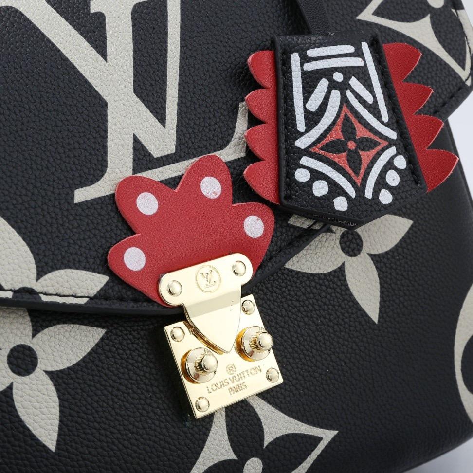 Louis Vuitton Crafty Pochette Metis Black