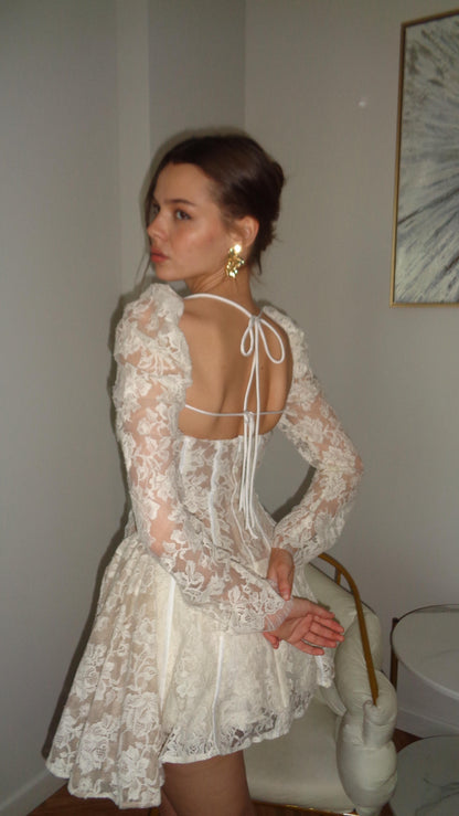 Sexy Long Sleeve Low-Cut Lace Mini Skirt