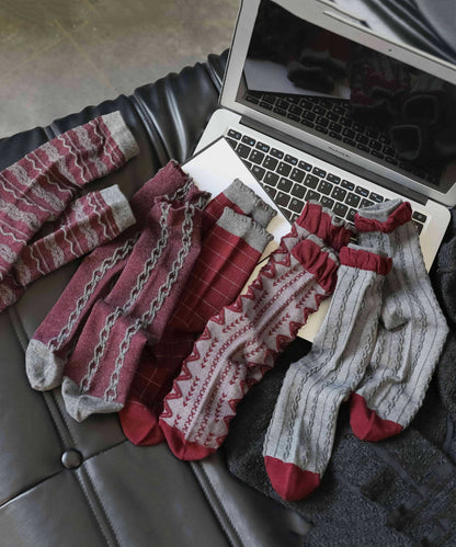 Women's Autumn Winter Jacquard Mid Calf Socks