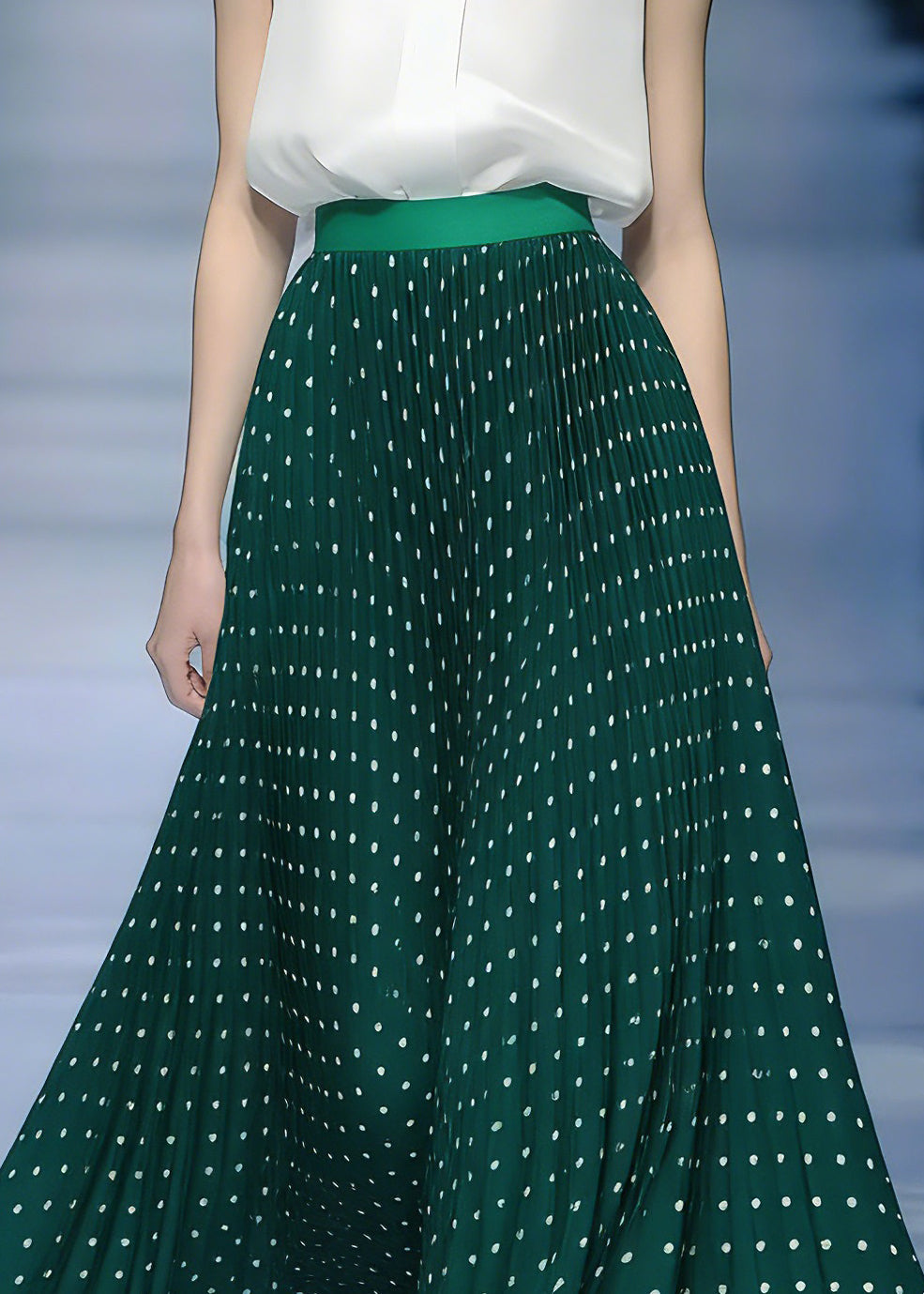 Women Green Elastic Waist Dot A Line Skirt Spring