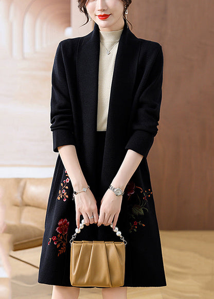 Black Solid Cozy Woolen Maxi Cardigans Fall