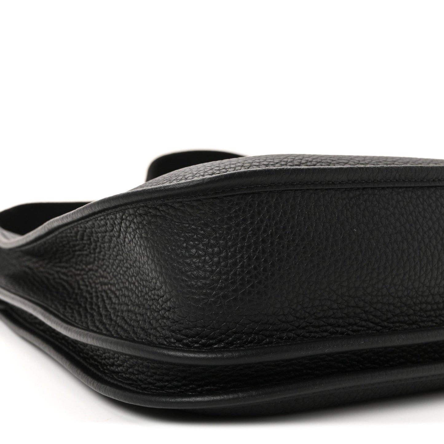 Taurillon Clemence Evelyne III PM Black