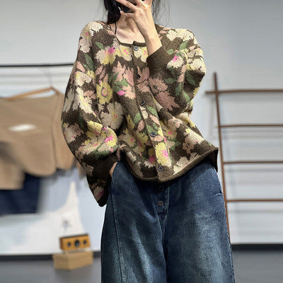 Elegant Warm Single-Breasted Sweater in Jacquard Knit