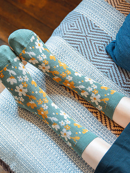 Women Floral Knitted Jacquard Autumn Winter Socks