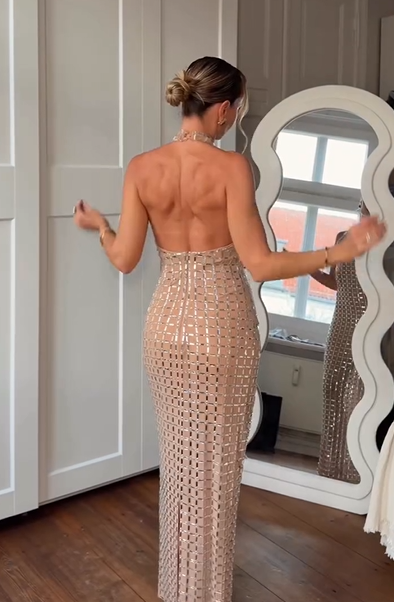 Sexy Sleeveless Halter Backless Sequins Dress