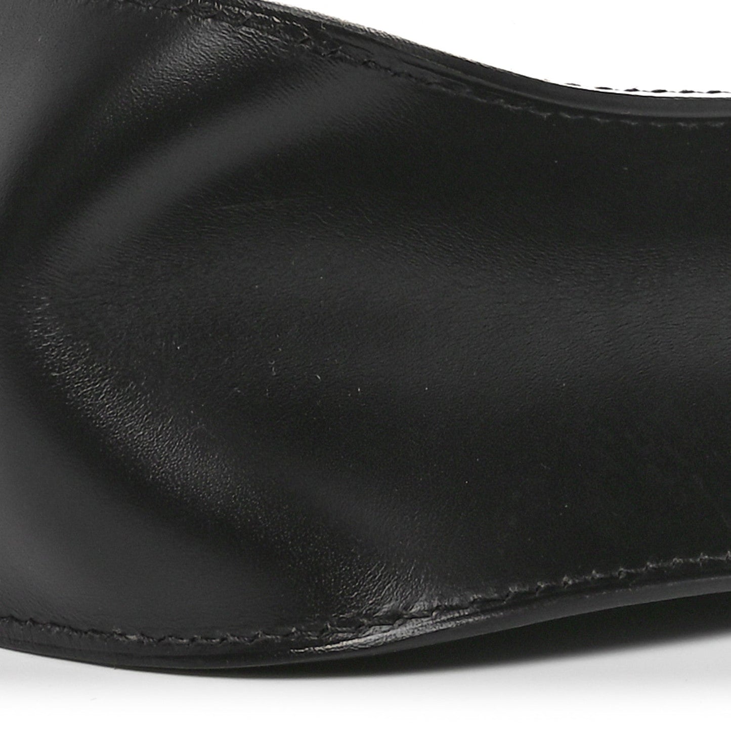 Vache Hunter Evelyne Sellier 29 PM Black