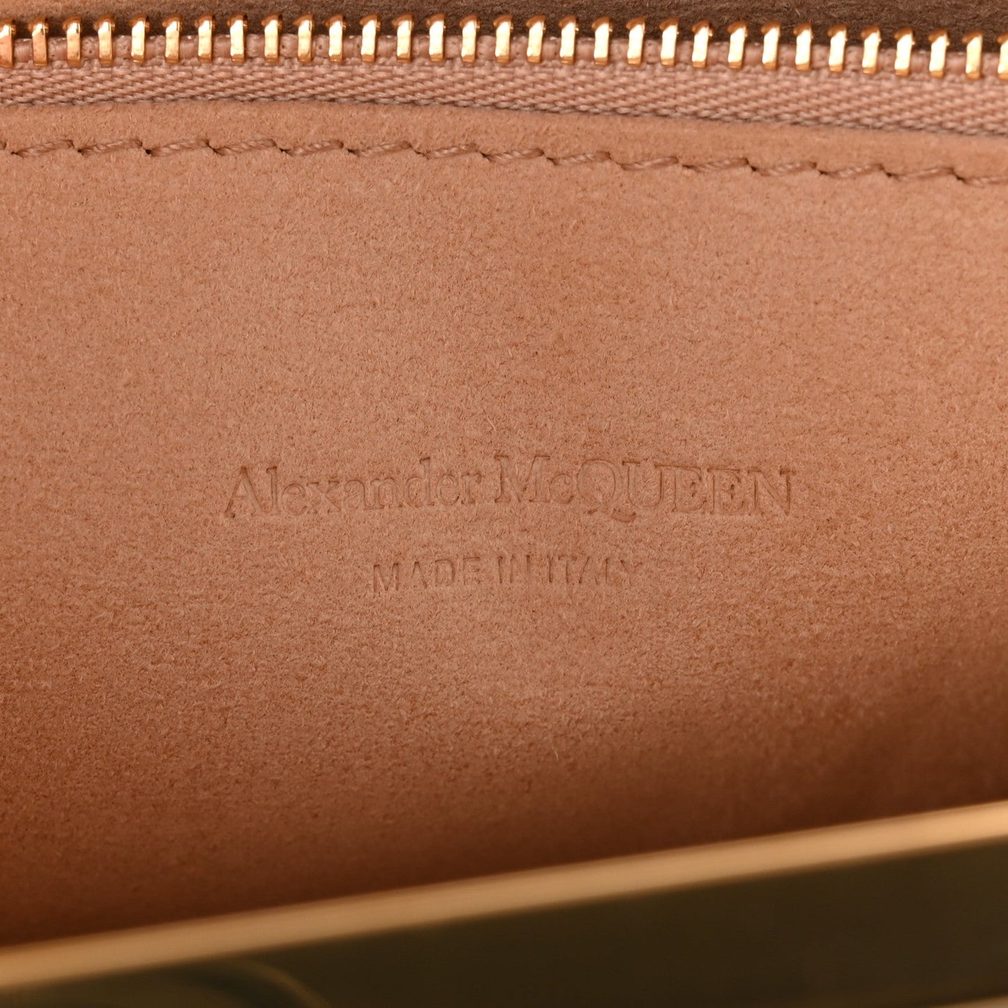Calfskin Crocodile Embossed Knuckle Flat Clutch Black Gold