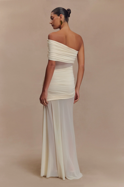Sexy Sleeveless Cold-Shoulder See-through Solid Color Dress