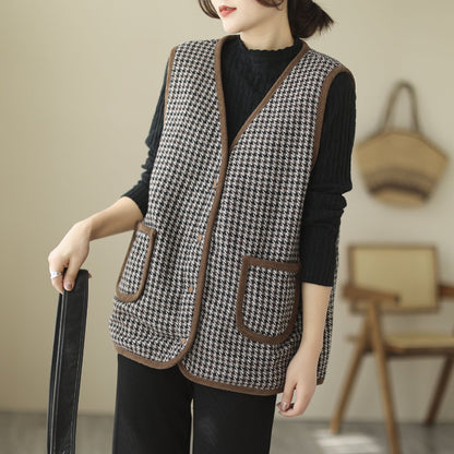 Literary Retro V-Neck Plaid Vest