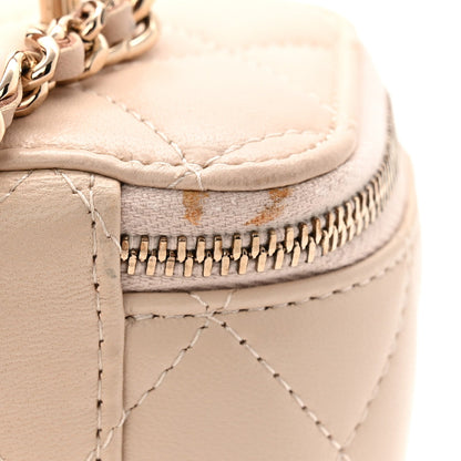 Lambskin Quilted Small Top Handle Vanity Case With Chain Ecru Dark Beige