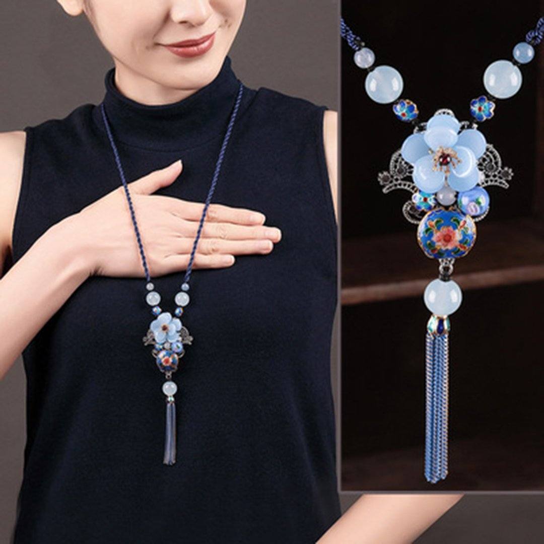 Women Retro Ornament Chain Simple Pendant Accessories Necklace