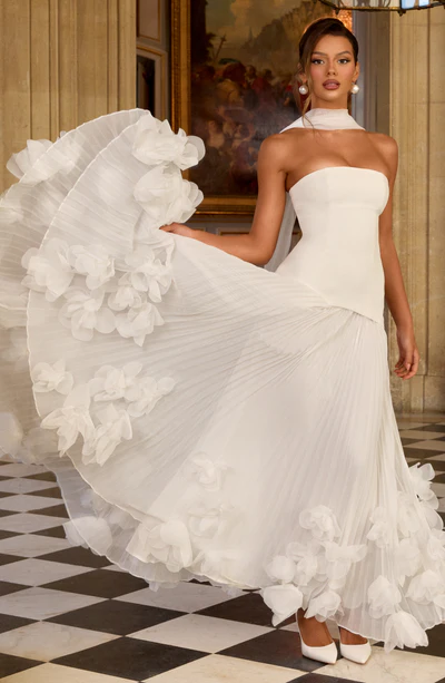 White Strapless Lace-Up Corset Pleated 3D Floral Hem Evening Gown