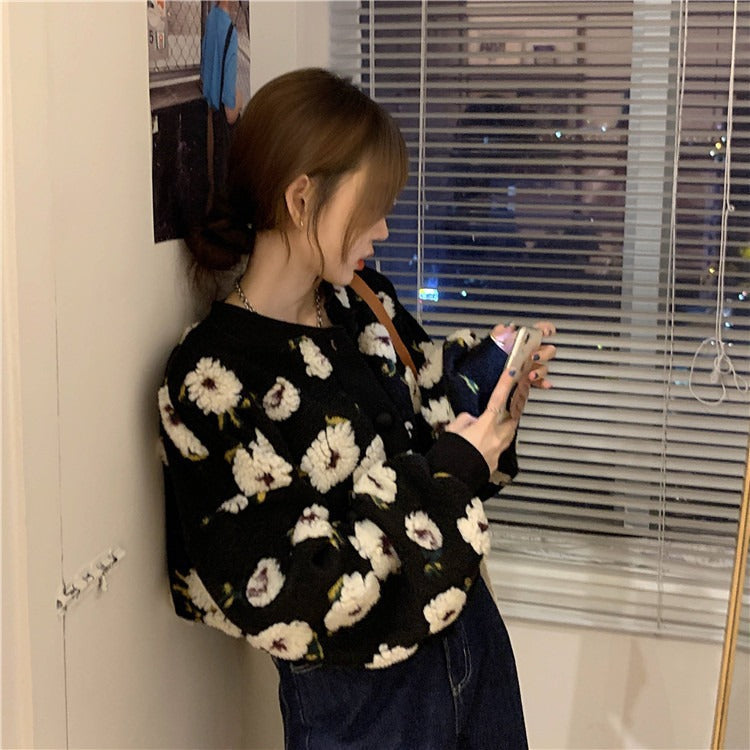 Vintage flowers, short coats, loose  tops  1458