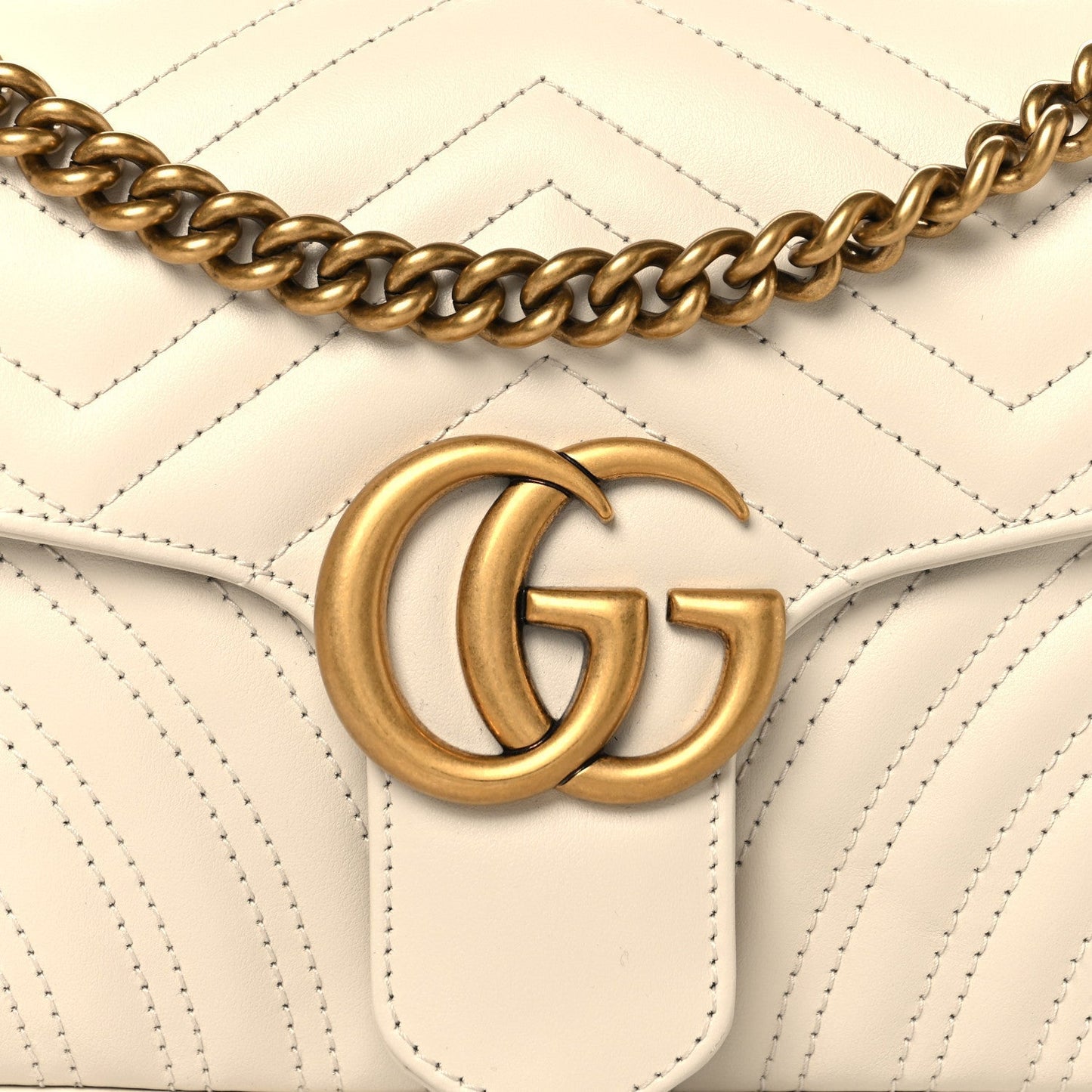 Calfskin Matelasse Small GG Marmont Shoulder Bag White