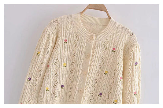 Flower embroidery round neck knitted sweater cardigan coat  7303