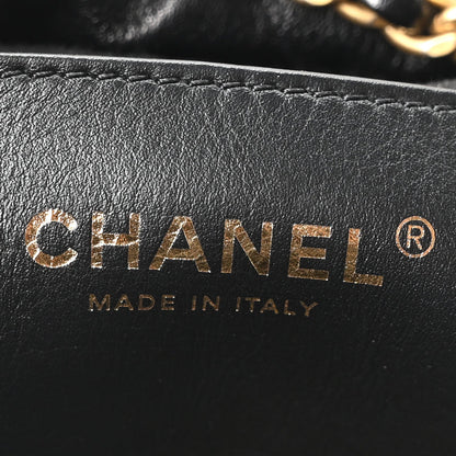 Shiny Crumpled Calfskin Quilted Pearl Mini Chanel 22 Black