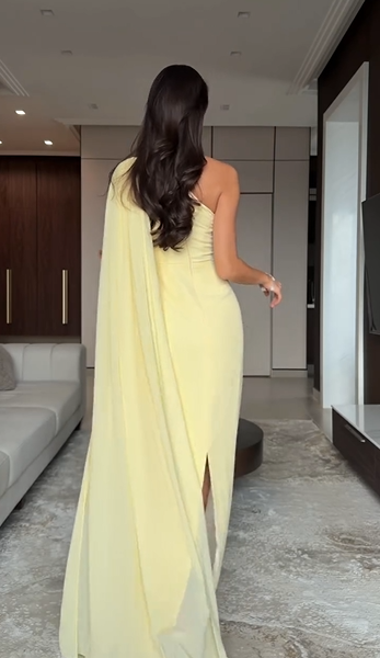 Pale Yellow One-Shoulder Capelet Waist-Cinching Slit Maxi Dress