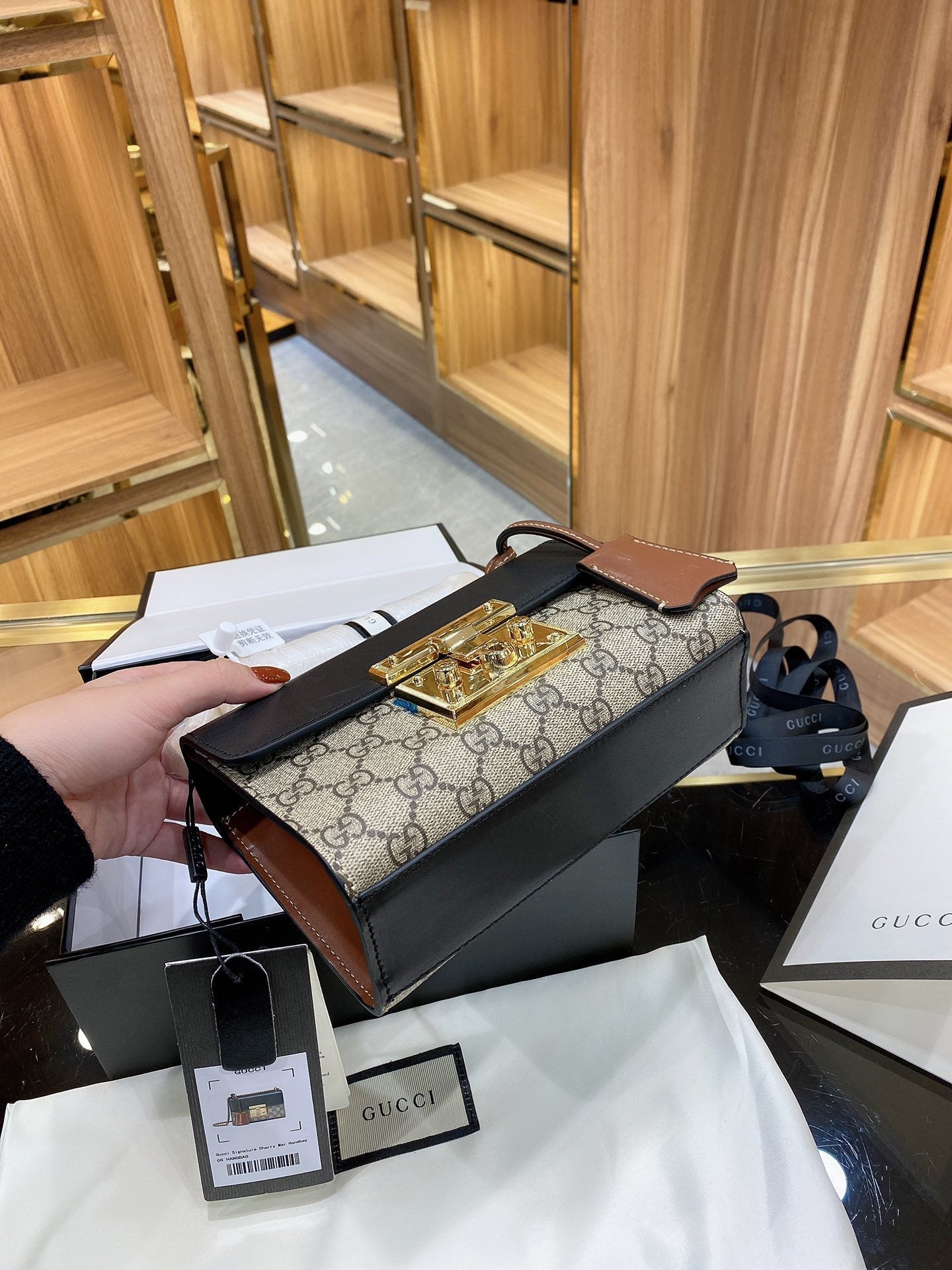 Gucci Padlock